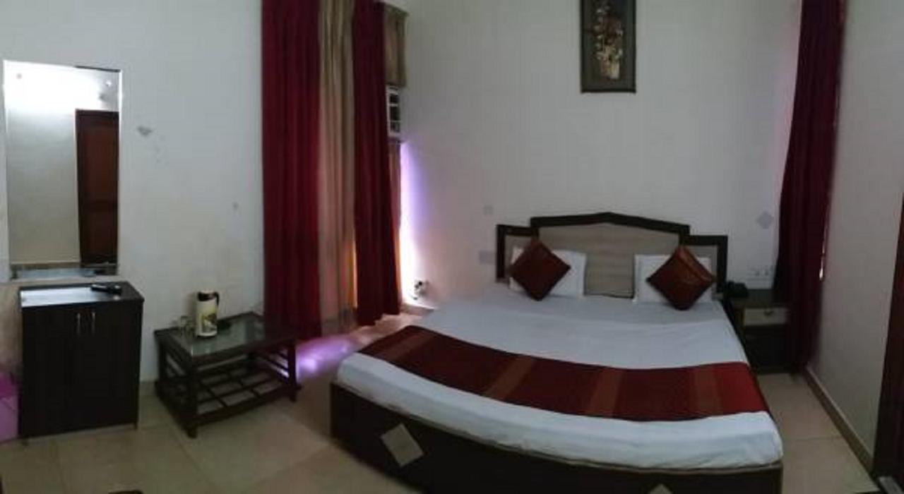 קטרה Hotel Rama Palace מראה חיצוני תמונה